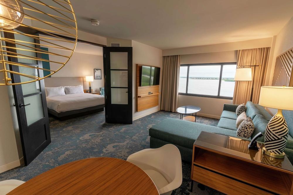 Doubletree By Hilton Tampa Rocky Point Waterfront Hotel ภายนอก รูปภาพ